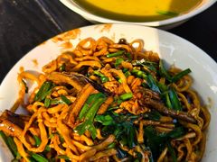 -三百碗宝应长鱼面(板仓街店)