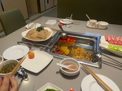 -海底捞火锅(高新万达店)