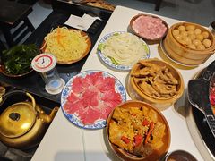 -卤校长老火锅(杨家坪直营店)