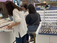 -三叶眼镜城(八佰伴店)