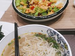 -西部马华清真兰州牛肉面·烧烤夜市(三里河店)