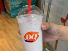 草莓芝士蛋糕奶昔-DQ·蛋糕·冰淇淋(河东万达店)