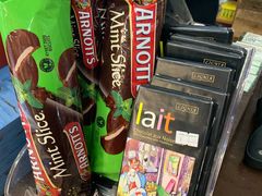 -绿叶子超市(公园大道店)