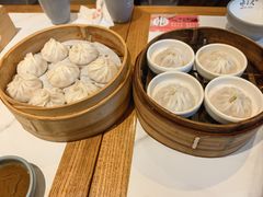 -馋三尺蟹粉小笼(人民广场店)