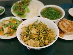 -护国寺小吃(机场店)