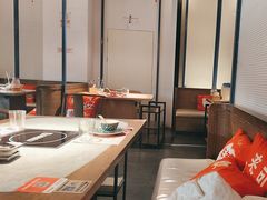 -尚尚仙·酸汤猪手·猪肚鸡火锅(华联万柳购物中心店)