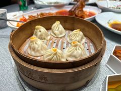 蟹粉小笼包-绿波廊(豫园店)