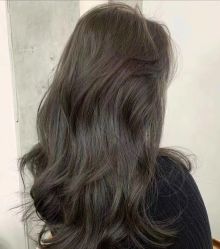 -BULB STUDIO 巴柏明星发型工作室