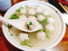 黄花鱼丸子疙瘩汤-槐念海鲜蒸包(三八广场店)