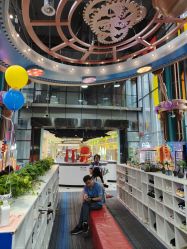 -欧酷世界动力星球(王府井奥莱UP TOWN店)