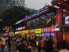 -八一好吃街·高品美食广场