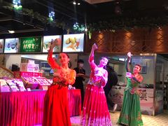-巴扎美食·新疆菜·西域歌舞表演餐厅(新疆大厦店)
