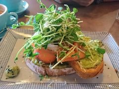 -Fahrenheit 600 Cafe & Restaurant