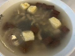 鸭血粉丝-百年尹氏汤包(湖南路狮子桥店)