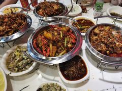 -凤凰路何眼镜香辣蟹(花果园店)