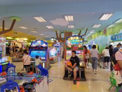 -莫莉幻想儿童乐园(武汉金银潭永旺店)