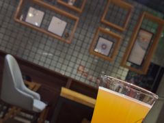 -77啤妹精酿生活馆(前门店)