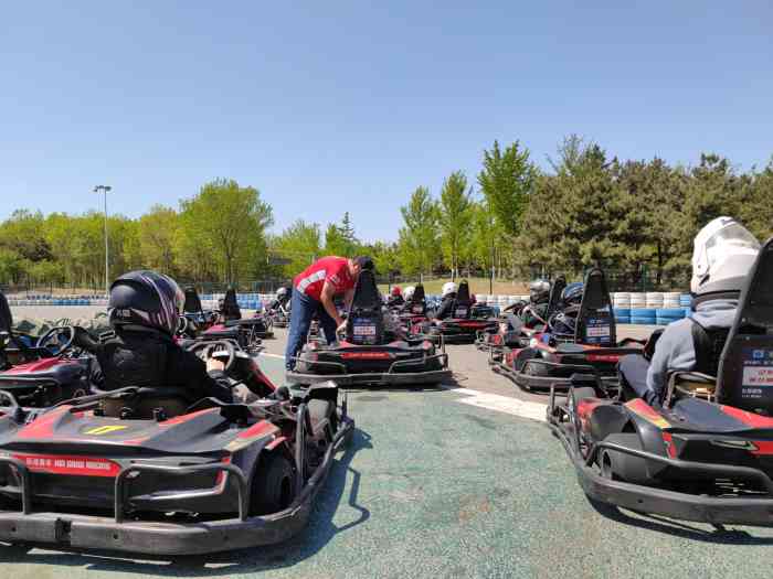 新港卡丁车奥森公园店