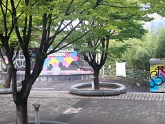 -梨大女人街