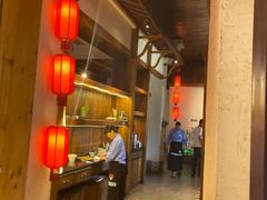 -挂旗柴锅鸡(蚌山区嘉年华店)