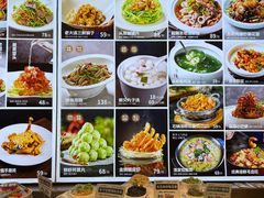 -品海楼·大连海胆锅贴馆(东港店)