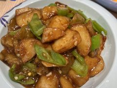 地三鲜-老边饺子馆(东单店)