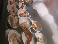 -雍容荟帝王蟹活龙虾展台自助(IFS黑金店)