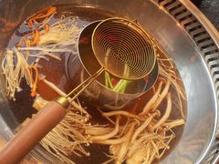 -醉董牛川派鲜肉自选火锅(烟台店)