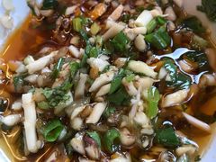 -拈签一笑黄牛肉辣卤串串