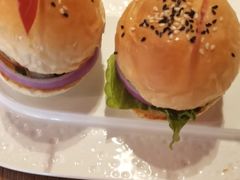 -佐度王子扒房(爱建卓展店)