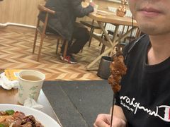 -歹歹的加个面过油肉拌面