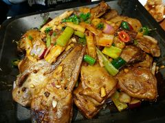-炉小二铜锅牛蛙•川湘菜(三里屯店)