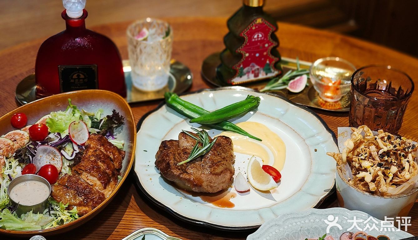 花开富贵山茶红👉秘密旅行西餐