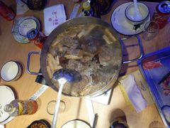 -运气牛自助酱大骨火锅(南京东路店)