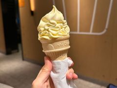 -麦当劳(展览路店)