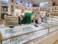 -新视达眼镜店·蔡司·依视路(名镜苑店)