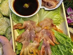 -围炉肉舍•炭烤活鳗•丹东海鲜烤肉(步行街店)