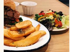 德国盘肠汉堡-HELLO 27 意面·沙拉·帕尼尼