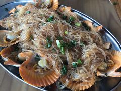 蒜蓉粉丝蒸扇贝-七鲜渔港美食餐厅(巽寮湾海景店)