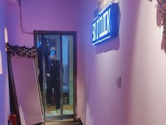 -SIX电竞·卓威600hz(闽江二路店)