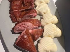 四川香熏鸭-麻六记(新天地店)