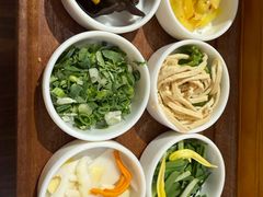 -良米山·云南野生菌过桥米线(上海首店)