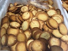 杏仁薄脆-上海哈尔滨食品厂(淮海中路店)