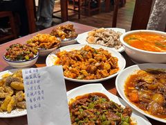 -恩宏德餐馆(平山道店)