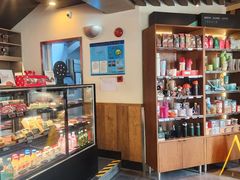 -星巴克(西藏路店)