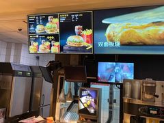 -麦当劳(七宝乐购店)
