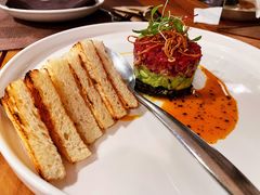 牛肉塔塔配牛油果黑橄榄酱-Solo(衡山路店)