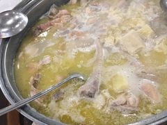 佛跳墙-侠成水上农庄(工业大道店)