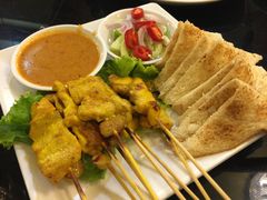 -J Daeng Seafood