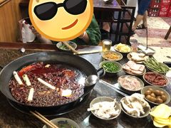 -星鸿社重庆老火锅(燃灯寺分店)